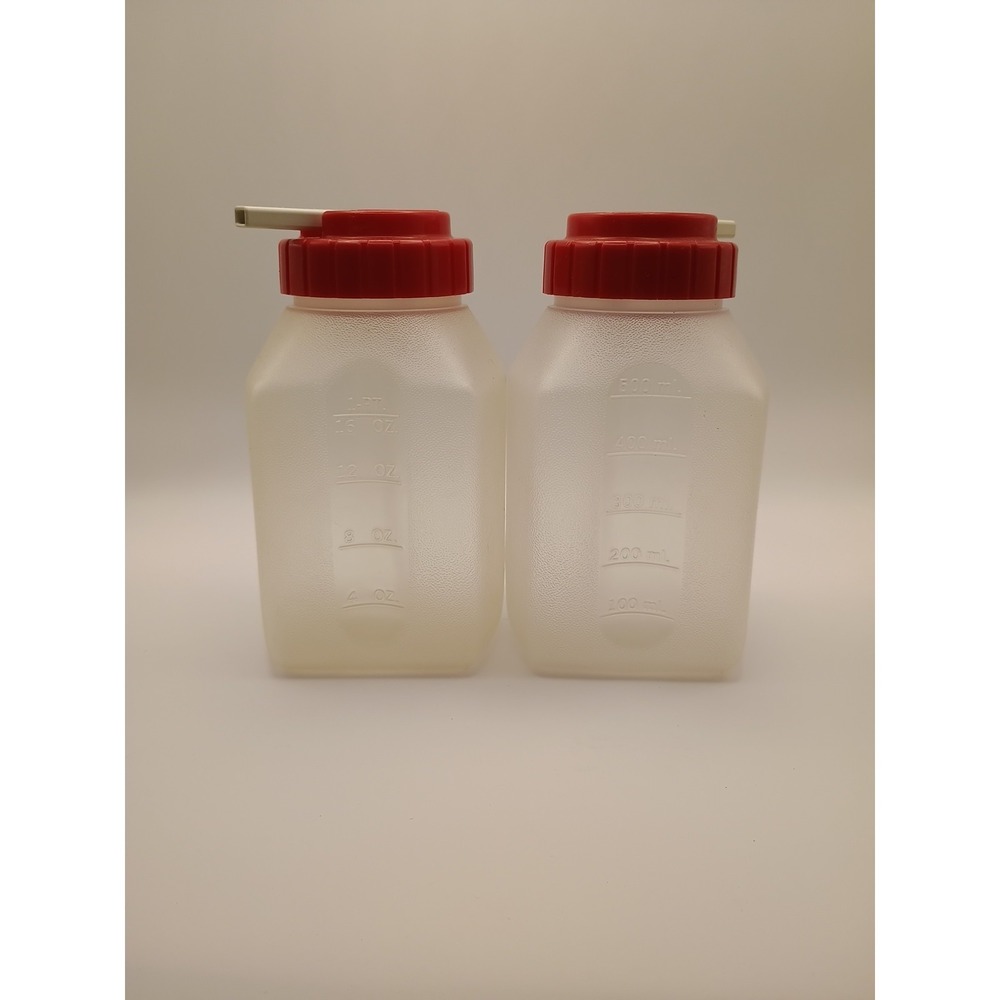 Vintage Rubbermaid 0229 Sippin Saver 1 Pint Bottles Red Straws USA Set 2